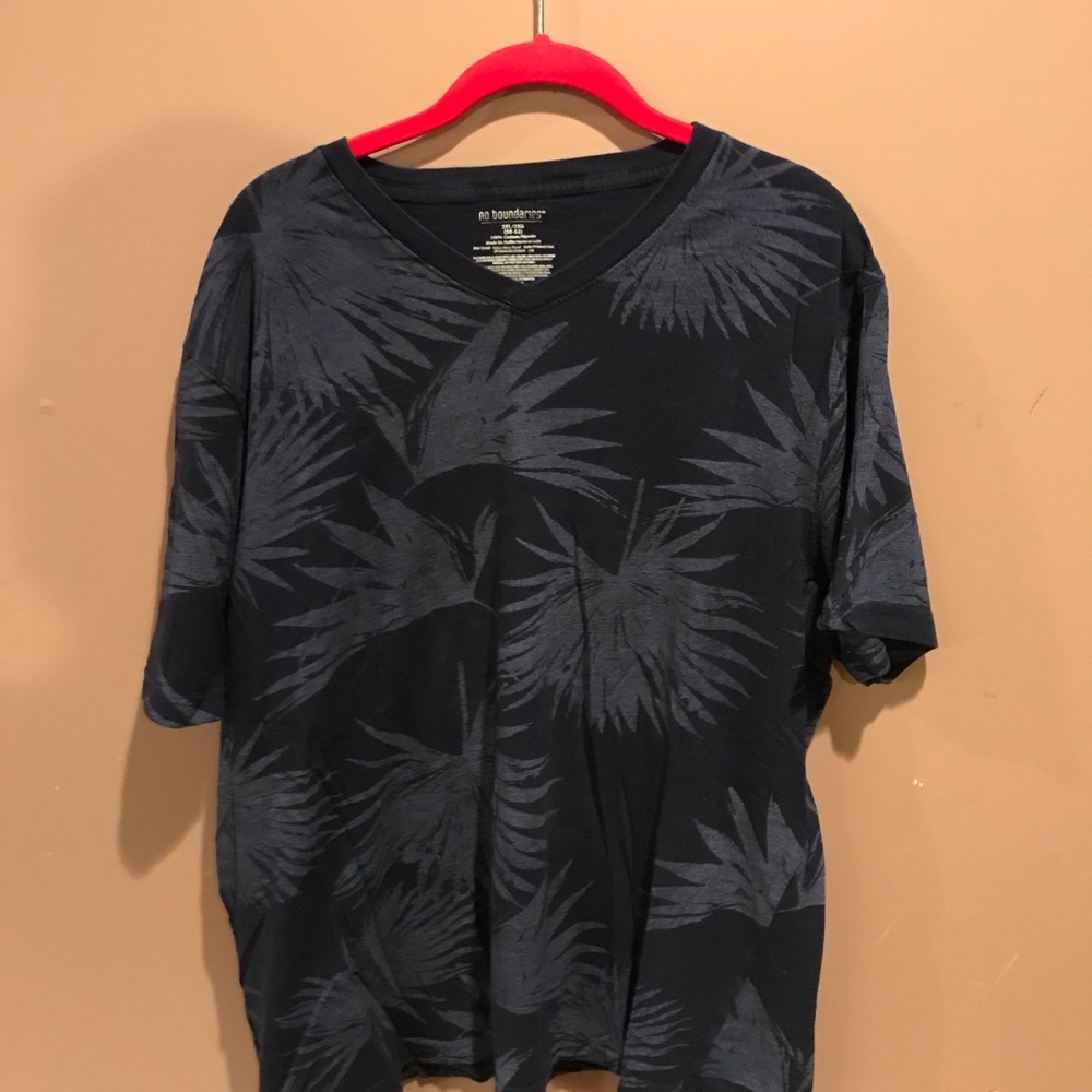 Patterned V-neck Tee